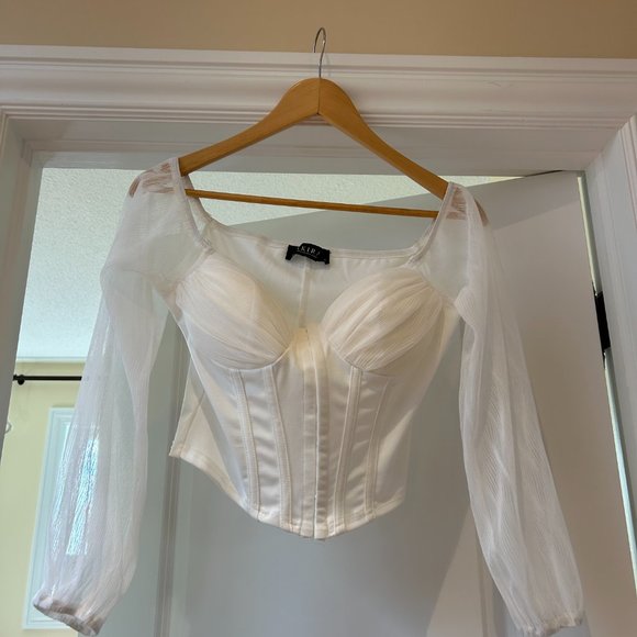 White, sheer long sleeve crop top from Akira - Picture 5 of 10